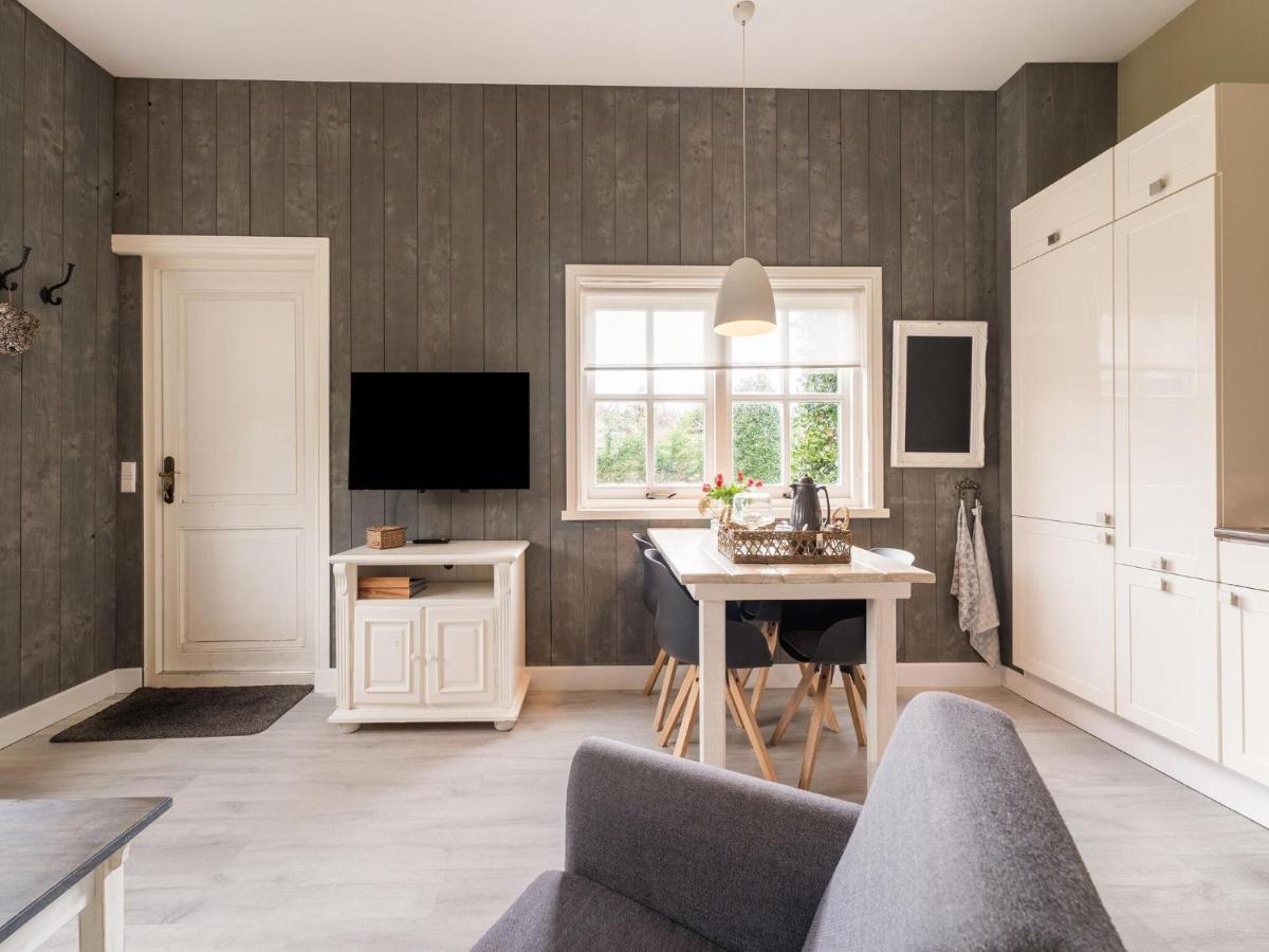 Quaint Summer Holiday Home In Egmond Binnen Exterior photo